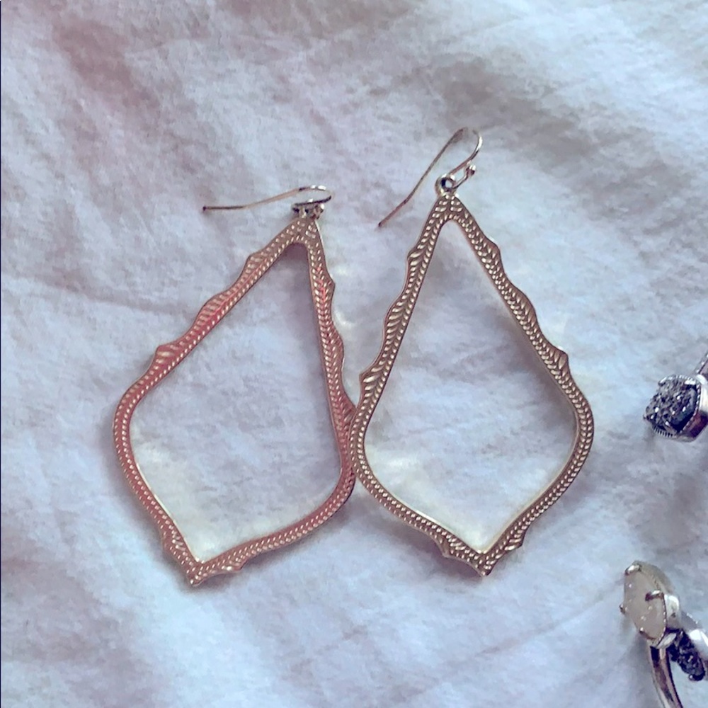 Kendra scott earrings gold
